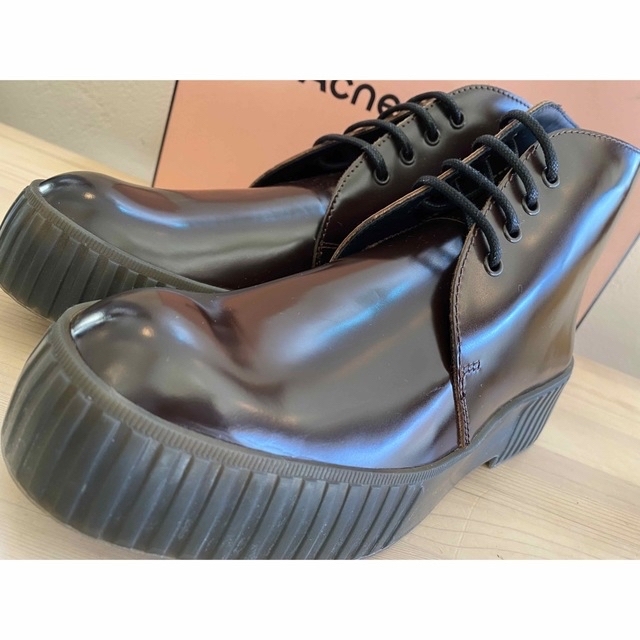 Acne Studios(アクネストゥディオズ)の新品 ACNE チャッカブーツ デザーブーツ 厚底ラ アンクルブーツ 革靴 メンズの靴/シューズ(ブーツ)の商品写真