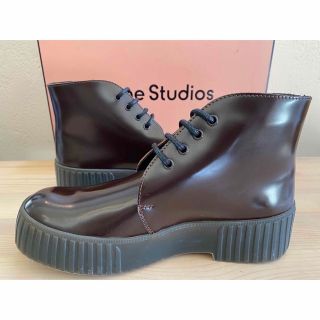 新品 ACNE チャッカブーツ デザーブーツ 厚底ラ アンクルブーツ 革靴