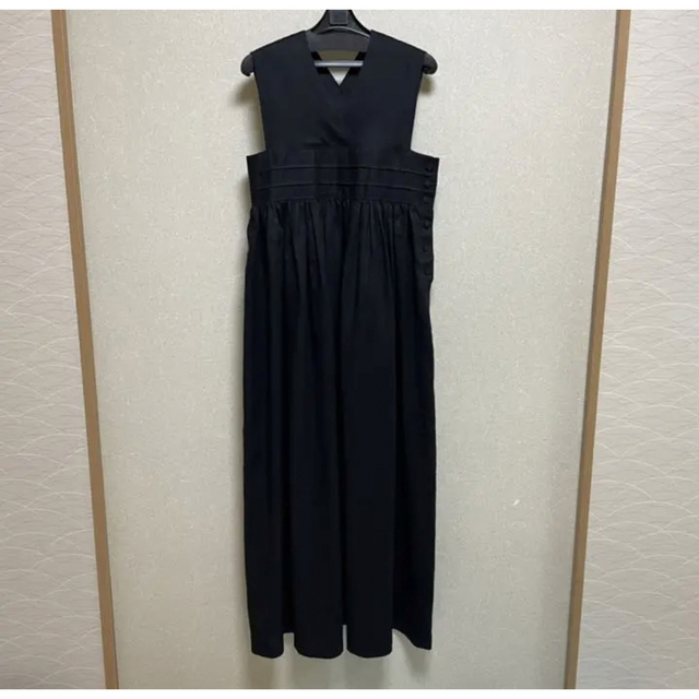 HYKE(ハイク)のHYKE LINEN MAXI DRESS 1 ハイク ドレス　マキシドレス レディースのワンピース(ロングワンピース/マキシワンピース)の商品写真