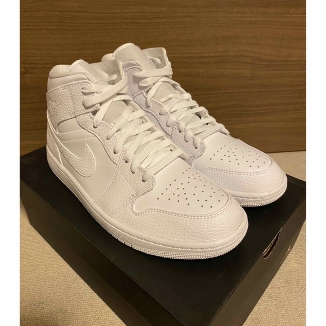 NIKE AIR JORDAN 1 MID "Triple White 2