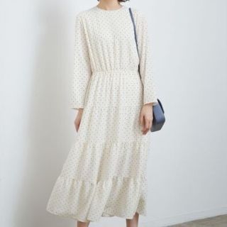 ロペピクニック(Rope' Picnic)のロペピクニック☆ドット×小花柄大人ティアードワンピース☆38(ロングワンピース/マキシワンピース)