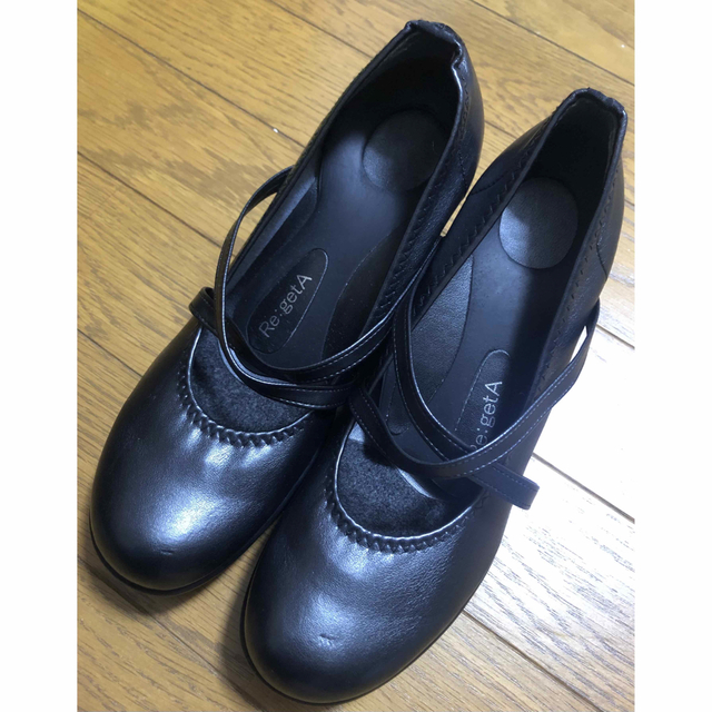 Re:getA(リゲッタ)のRe:getA クロスベルト　パンプス　M ブラック レディースの靴/シューズ(ハイヒール/パンプス)の商品写真