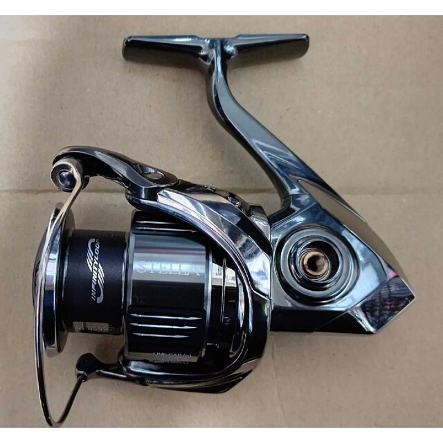 シマノ SHIMANO 22 ステラ C3000XG スピニングリール 4