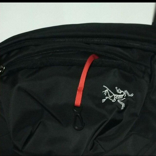 ARC'TERYX(アークテリクス)のアークテリクス   ブラック 黒  新品  ボディバッグ マンティス2 メンズのバッグ(ショルダーバッグ)の商品写真