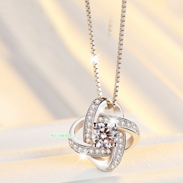 bネックレス　レディース　人気　シンプル　モアサナイト　ダイヤモンド　プラチナ レディースのアクセサリー(ネックレス)の商品写真