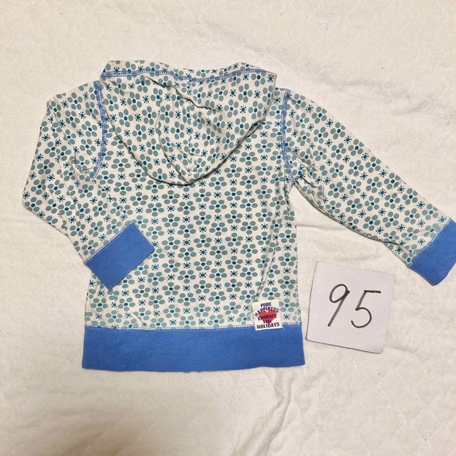 JUNK STORE(ジャンクストアー)のジャンクストアー　パーカー　95 キッズ/ベビー/マタニティのキッズ服女の子用(90cm~)(カーディガン)の商品写真