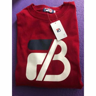 フィラ(FILA)の値引き中！FILA×BE:FIRST ロゴプリントロングスリーブTシャツ(アイドルグッズ)