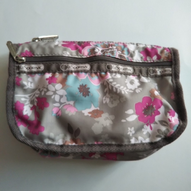 LeSportsac(レスポートサック)のLeSportsac レスポートサック ポーチ 花柄 レディースのファッション小物(ポーチ)の商品写真