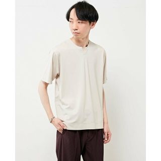 メンズメルローズ(MEN'S MELROSE)の【グレイッシュベージュ】ハイシャインキーネックTシャツ(その他)