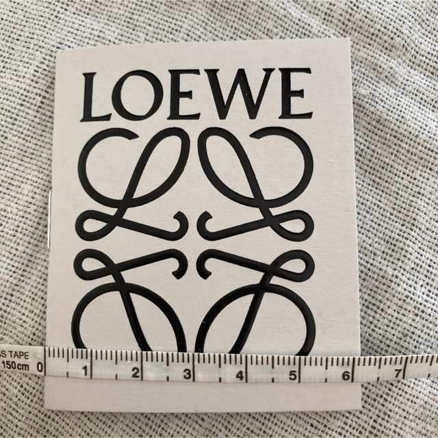 LOEWE(ロエベ)のロエベ 取り扱い説明書 ステッカー レディースのレディース その他(その他)の商品写真