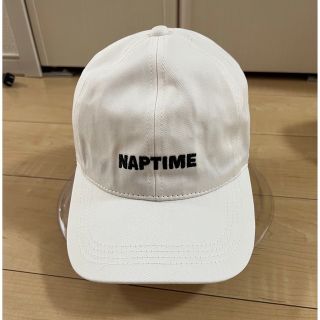 トリプルエー(AAA)のnaptime キャップ　ホワイト(ミュージシャン)