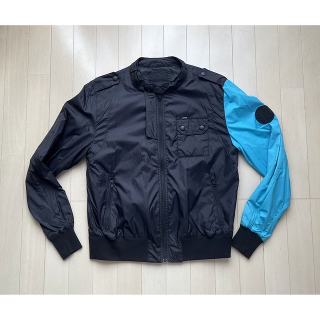 Hurley(ハーレー)のHurley Nylon Jacket Size M スポーツ/アウトドアのスポーツ/アウトドア その他(スケートボード)の商品写真