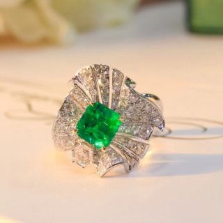 天然 エメラルド ダイヤ リング0.97ct k18 fの通販 by Rui|ラクマ