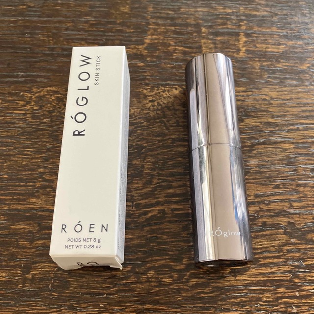 Roen(ロエン)のROEN ROGROW SKIN STICK ハイライター コスメ/美容のベースメイク/化粧品(化粧下地)の商品写真