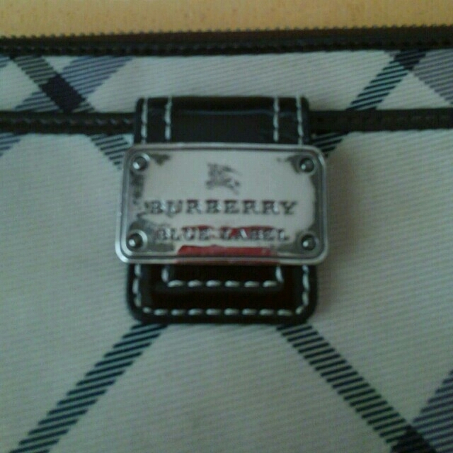 BURBERRY(バーバリー)のバーバリーブルーレーベル長財布レア物 レディースのファッション小物(財布)の商品写真