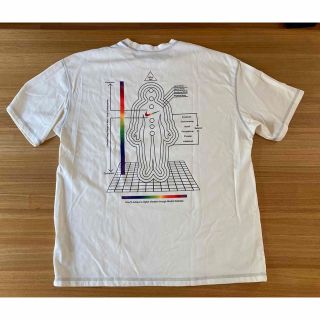 ナイキ(NIKE)のNIKE   カットソー　半袖　デザイン可愛い　XL(Tシャツ/カットソー(半袖/袖なし))