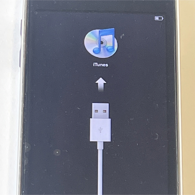 iPod touch(アイポッドタッチ)のiPod touch 第3世代 64GB＋入門ガイド スマホ/家電/カメラのオーディオ機器(ポータブルプレーヤー)の商品写真