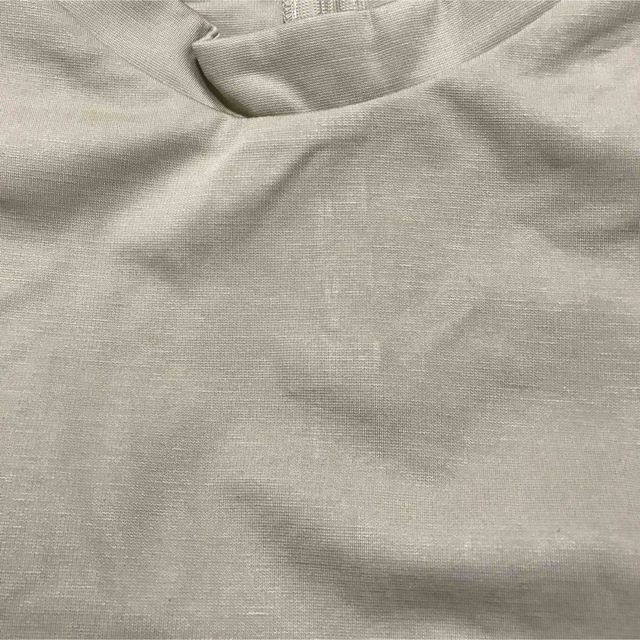 CAPRICIEUX LE'MAGE(カプリシューレマージュ)の【新品】カプリシューレマージュ 二の腕スッキリノースリーブTシャツ レディースのトップス(カットソー(半袖/袖なし))の商品写真