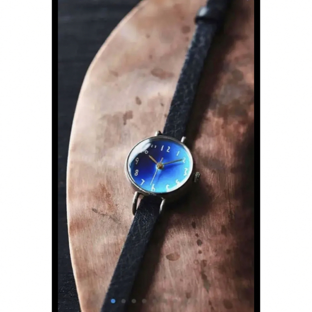 フェリシモ職人時計「藍月に見惚れる腕時計」