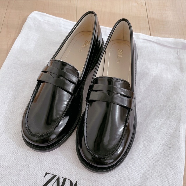 ZARA KIDS - ZARAキッズ ローファー ブラックの通販 by にこ ZARA KIDS - ZARAキッズ ローファー ブラックの通販 by にこ