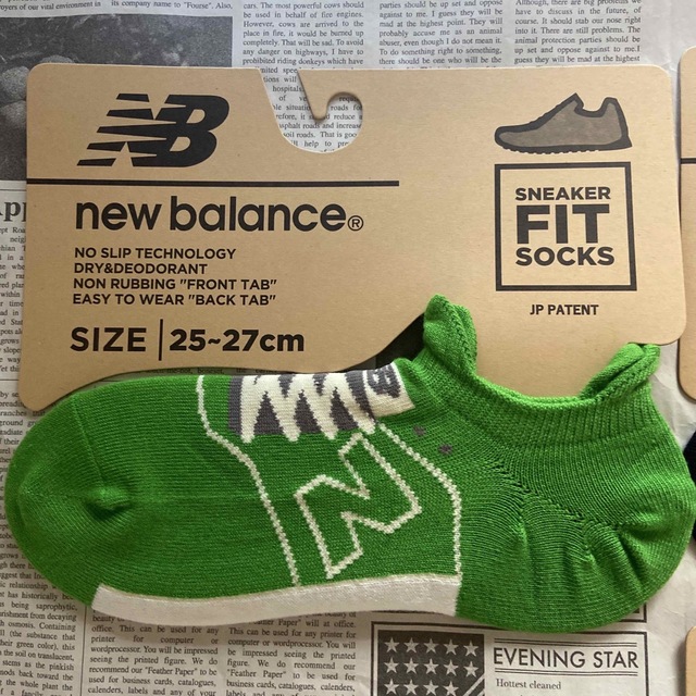 New Balance(ニューバランス)の新品★メンズ25㎝〜27㎝★ニューバランス★スニーカータイプ靴下★4足6タイプ メンズのレッグウェア(ソックス)の商品写真