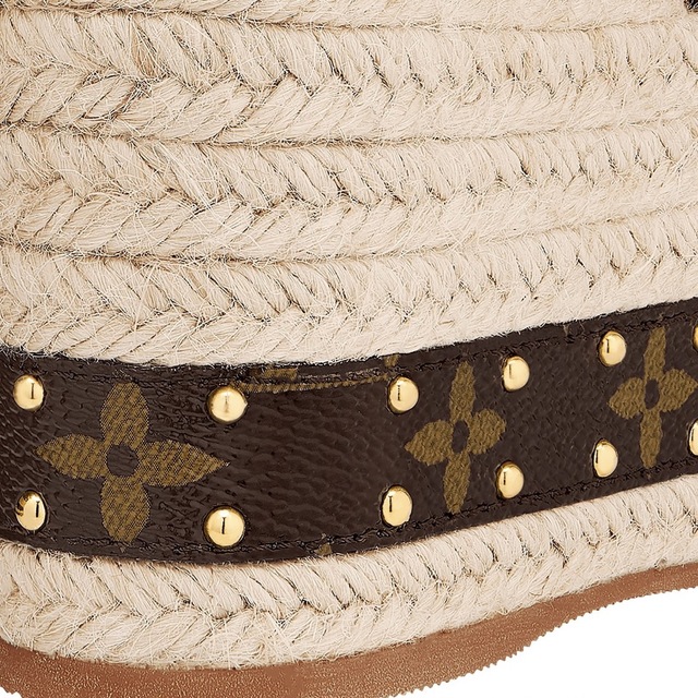 新品LOUIS VUITTON バウンダリーラインサンダル 新品LOUIS VUITTON バウンダリーラインサンダル