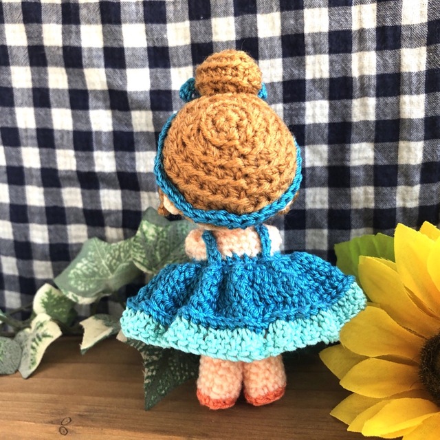 編みぐるみ　いちごの女の子🎵 ハンドメイドのぬいぐるみ/人形(あみぐるみ)の商品写真