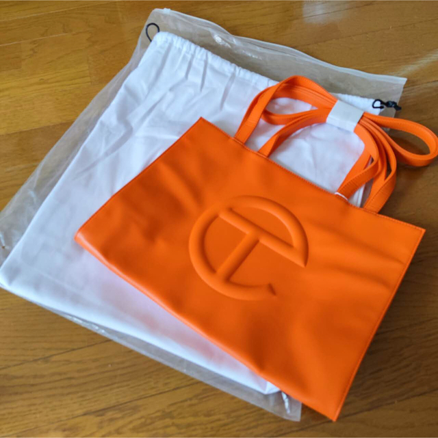 アイボリー×レッド TELFAR shopping bag M オレンジ 新品【正規品