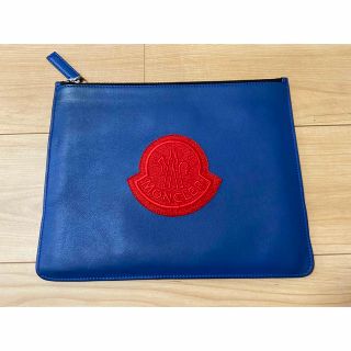 モンクレール(MONCLER)のMONCLER モンクレール POUCH GM レザー クラッチバッグ(セカンドバッグ/クラッチバッグ)