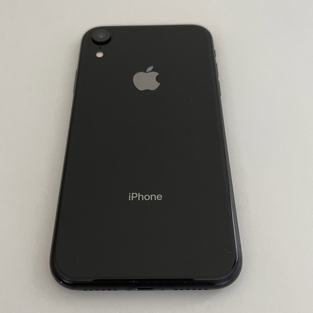 iPhone(アイフォーン)のiPhoneXR 128GB 本体　docomo ahamo スマホ/家電/カメラのスマートフォン/携帯電話(スマートフォン本体)の商品写真