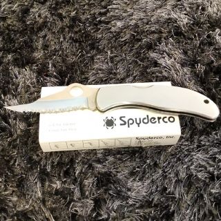 スパイダルコ(Spyderco)の【新品未使用品】スパイダルコ ATS-55 ステンレス 並刃(登山用品)