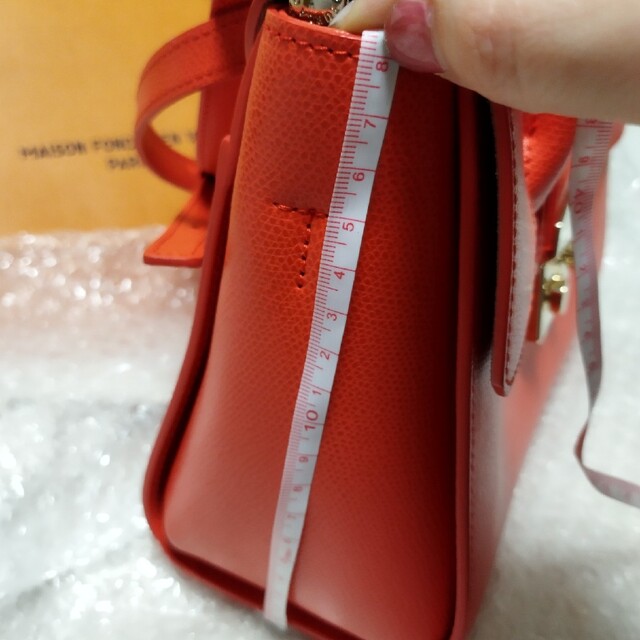 FURLA☆鮮やかなオレンジ色のショルダーバッグ☆ | premiercosmeticos.es