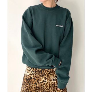 アパルトモンドゥーズィエムクラス(L'Appartement DEUXIEME CLASSE)の★ SPORTY&RICH SERIF LOGO CREWNECK トレーナー★(トレーナー/スウェット)