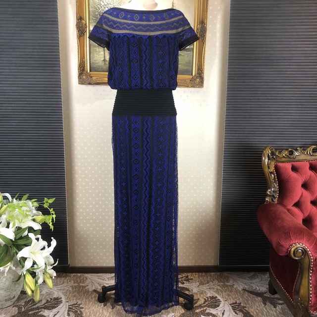 美品☆ TADASHI SHOJI サイズ8 スリット　(T36)レディース