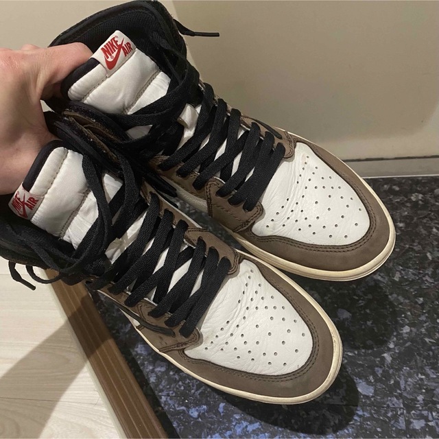 TRAVIS SCOTT NIKE JORDAN 1 RETRO HIGH OG