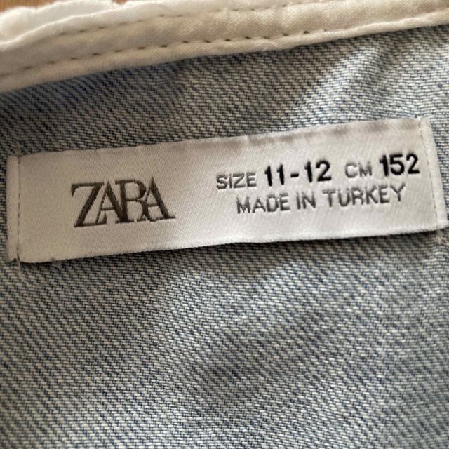 ZARA(ザラ)のZARA   デニムワンピース キッズ/ベビー/マタニティのキッズ服女の子用(90cm~)(ワンピース)の商品写真