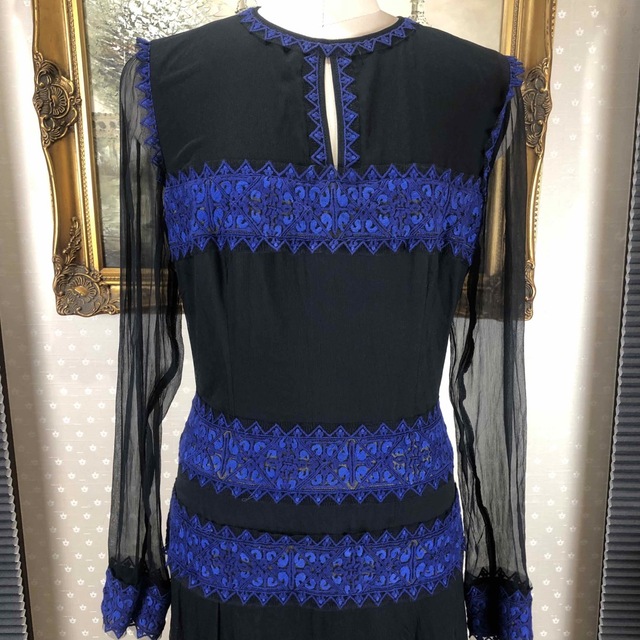 シルク♪新品☆ TADASHI SHOJI サイズ6 ブラック【180】