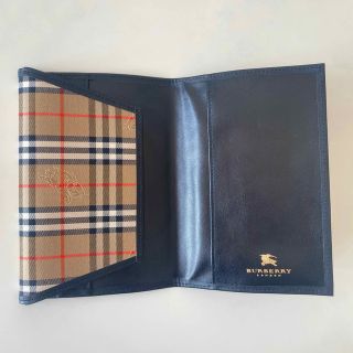 バーバリー(BURBERRY)の【美品】箱付き/ Burberry 手帳，ブックカバー📕(ブックカバー)