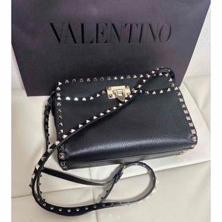 ヴァレンティノ(VALENTINO)のにゃん様専用　ヴァレンティノ　ロックスタッズ　ショルダーバッグ(ショルダーバッグ)