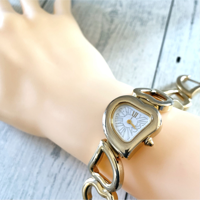 希少☆Yves Saint Laurent ハートベゼル☆腕時計 | vrealitybolivia.com