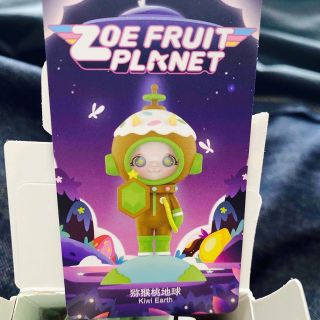 POPMART ZOE FRUIT PLANET Kiwi Earth(キャラクターグッズ)