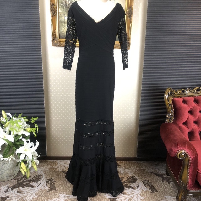 新品☆ TADASHI SHOJI ブラックサイズS (T26)