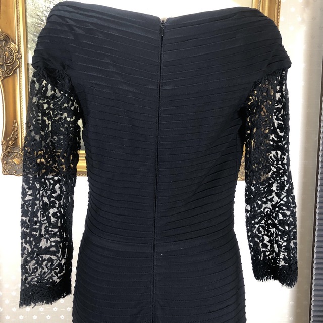 新品☆ TADASHI SHOJI サイズS  ブラック　【TADA 112】