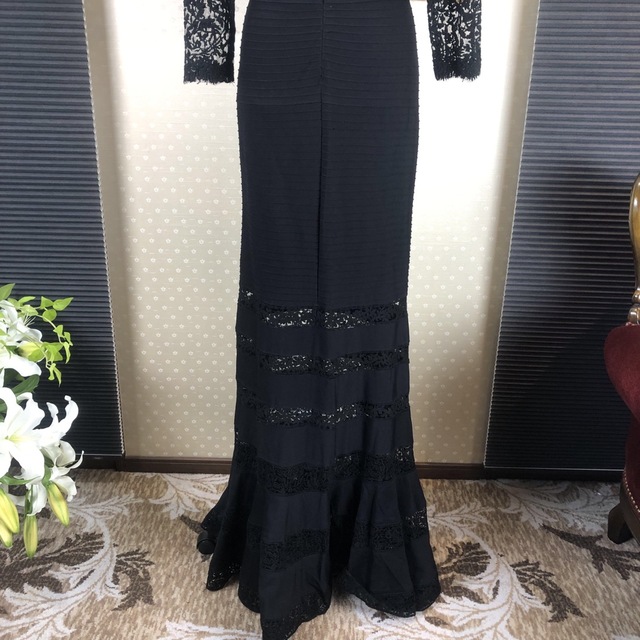 新品☆ TADASHI SHOJI ブラックサイズS (T26)