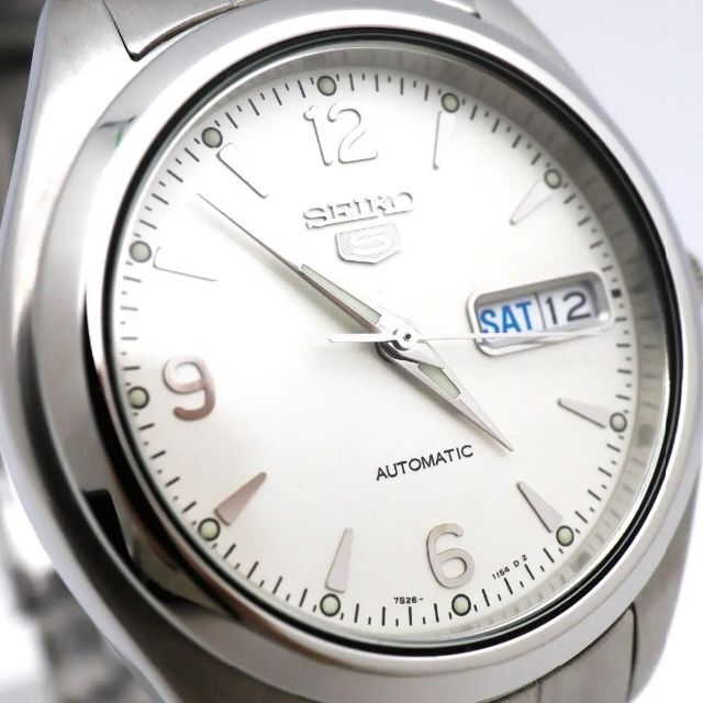 《美品》SEIKO 5 腕時計 ホワイト 自動巻き デイデイト