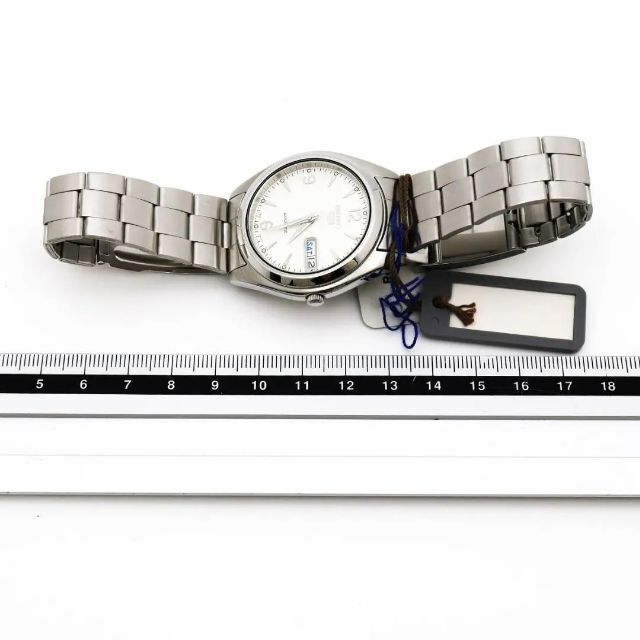 SEIKO(セイコー)の《美品》SEIKO 5 腕時計 ホワイト 自動巻き デイデイト メンズの時計(腕時計(アナログ))の商品写真