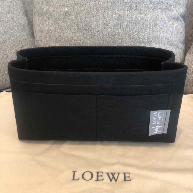 LOEWE(ロエベ)のロエベ LOEWE アマソナ 28 バッグインバッグ　ハンドバッグ レザ レディースのバッグ(ハンドバッグ)の商品写真