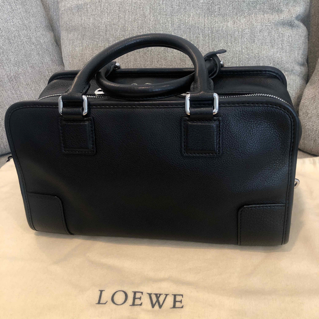 LOEWE(ロエベ)のロエベ LOEWE アマソナ 28 バッグインバッグ　ハンドバッグ レザ レディースのバッグ(ハンドバッグ)の商品写真