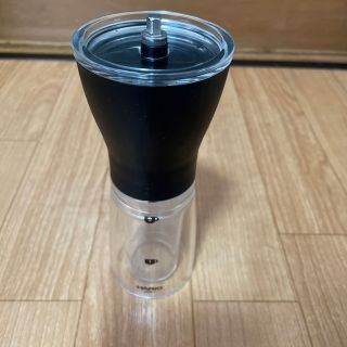 ハリオ(HARIO)の手挽き コーヒーミル 2杯 レバーなし(調理道具/製菓道具)