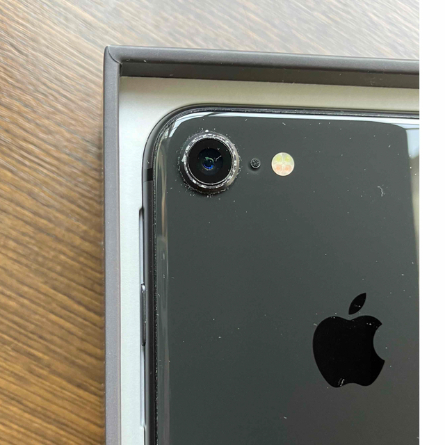 Apple(アップル)のジャンク品　iPhone 8  b simフリー スペースグレイ スマホ/家電/カメラのスマートフォン/携帯電話(スマートフォン本体)の商品写真